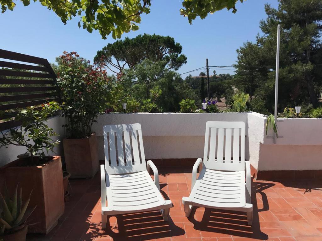 Casita Blanca Con Fibra Optica Y Piscina Cominutaria Villa Tossa de Mar Luaran gambar