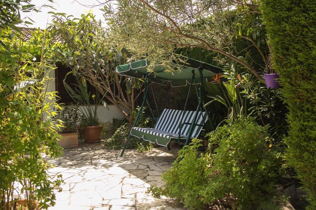 Casita Blanca Con Fibra Optica Y Piscina Cominutaria Villa Tossa de Mar Luaran gambar